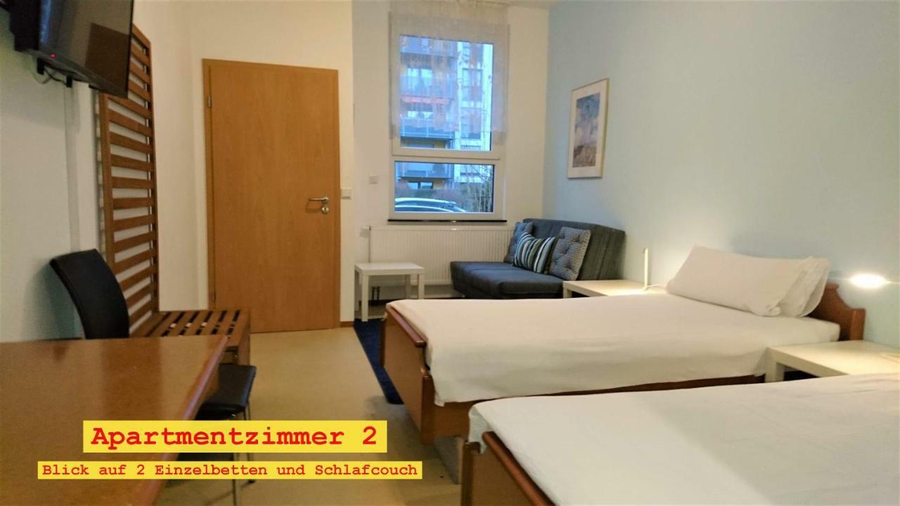 Apartment Doppel-appartement Salzbrunner Str. 11, Langwasser Mitte Nuremberg